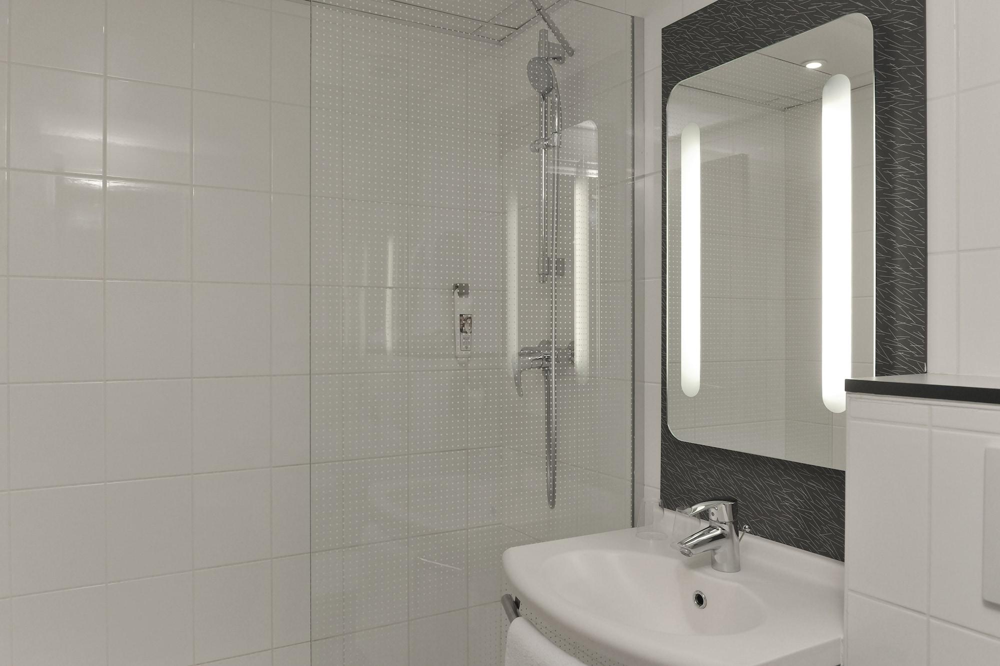 Ibis Paris Vaugirard Porte De Versailles Εξωτερικό φωτογραφία