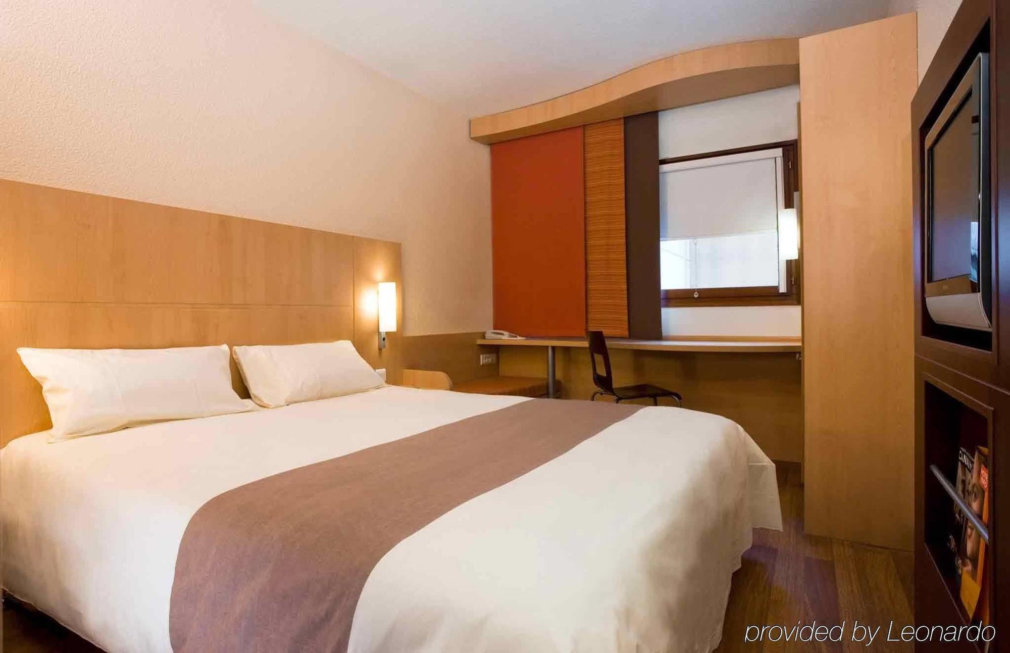 Ibis Paris Vaugirard Porte De Versailles Εξωτερικό φωτογραφία